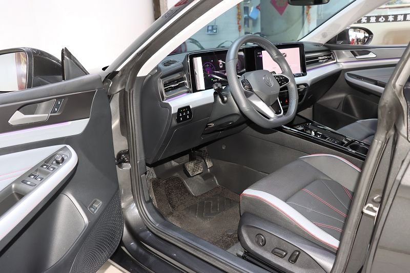 大众 凌渡 2024款 L 280TSI DSG酷辣版