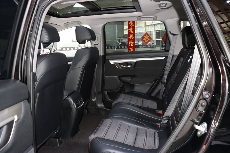 本田CR-V 2021款 240TURBO CVT两驱都市版