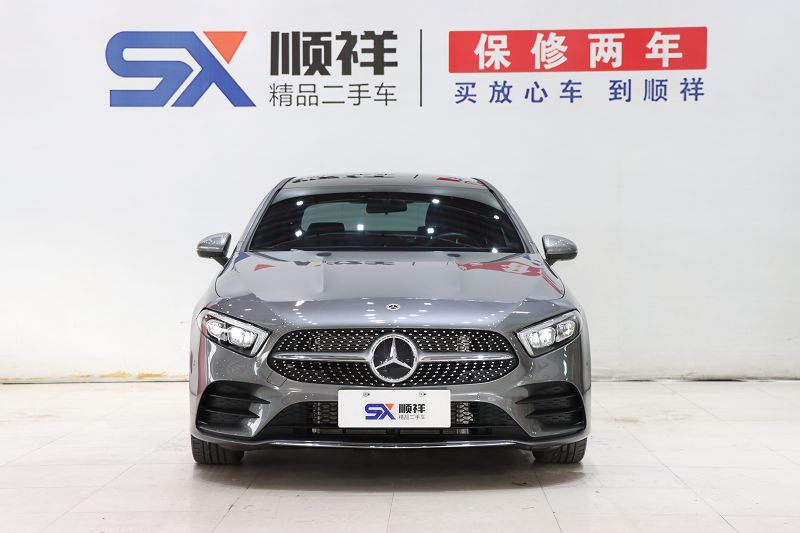 奔驰A级 2022款 A 200 L 运动轿车动感型