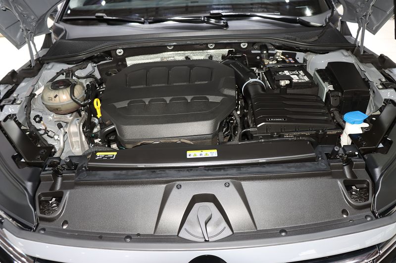 一汽-大众CC 2024款 猎装车 380TSI 猎心 众享款