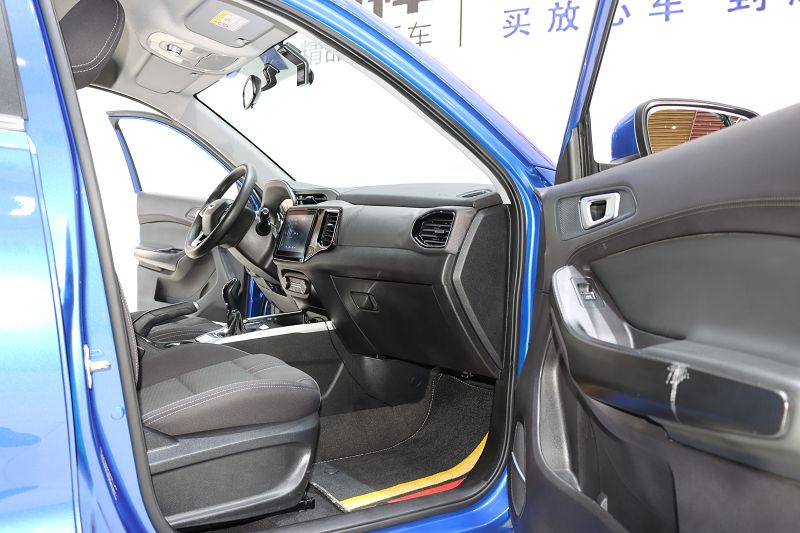 奇瑞 瑞虎5x 19款 HERO 1.5L 手动时尚