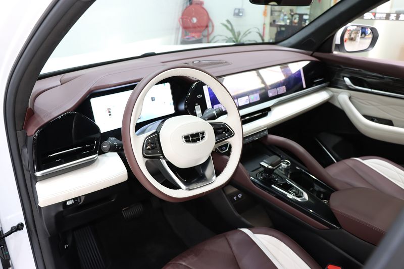 吉利汽车 星越L 2024款 2.0TD DCT EVO两驱尊贵型