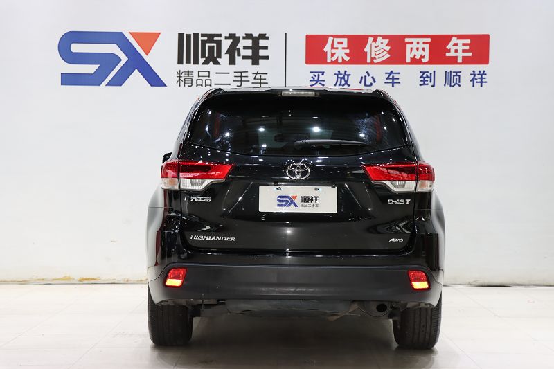 丰田 汉兰达 2021款 2.0T 四驱精英版 7座