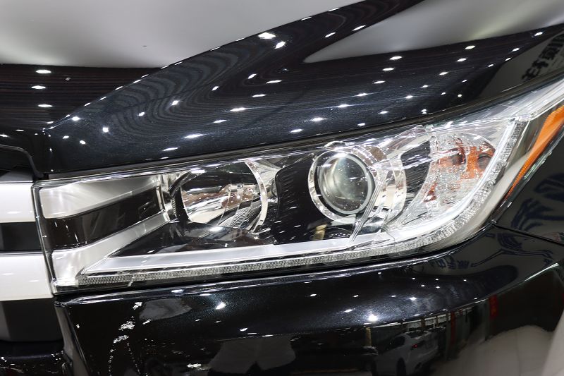 丰田 汉兰达 2021款 2.0T 四驱精英版 7座