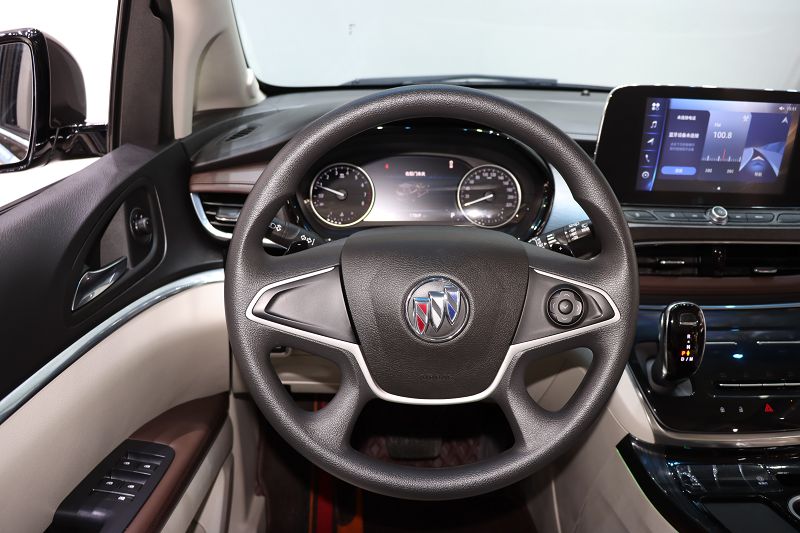 别克GL8 2023款 陆上公务舱 舒适型