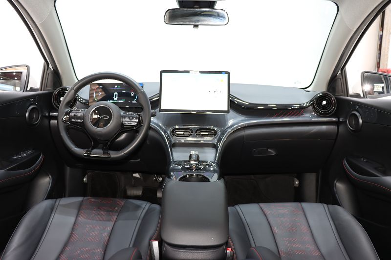 比亚迪e2 2024款 荣耀版 豪华型