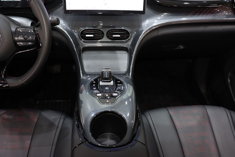 比亚迪e2 2024款 荣耀版 豪华型