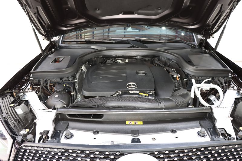 奔驰GLC级 2022款 改款 GLC 260 L 4MATIC 豪华型