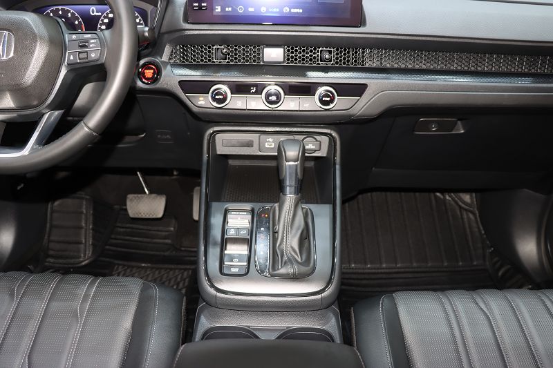 本田 皓影 2023款 240TURBO 两驱豪华版 5座