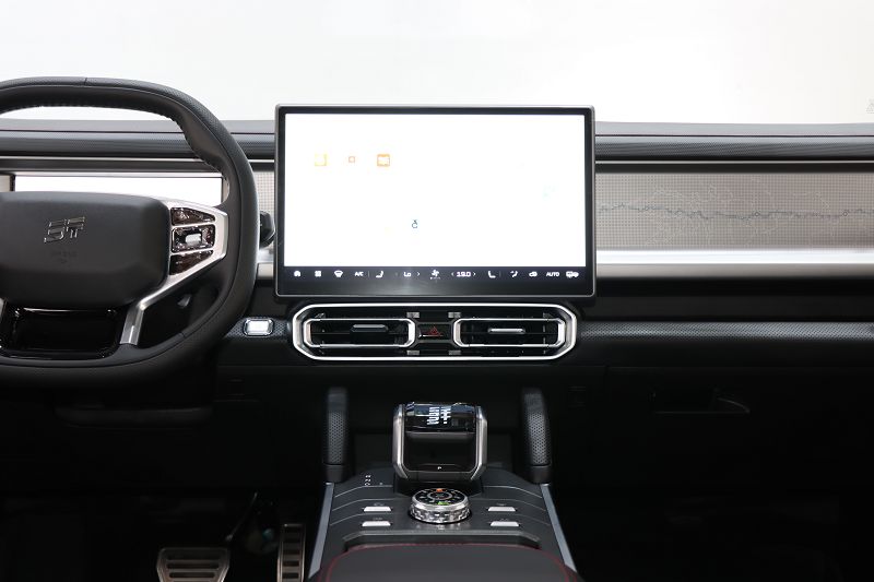 捷途旅行者 2025款 2.0TD DCT XWD穿越