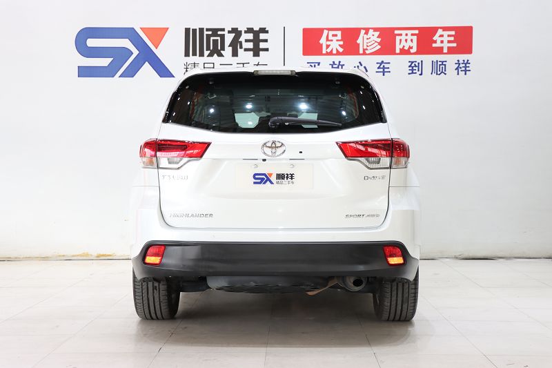 丰田 汉兰达 2018款 2.0T 四驱尊贵版 7座 国VI