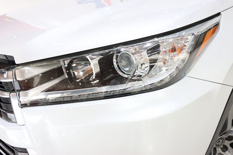 丰田 汉兰达 2018款 2.0T 四驱尊贵版 7座 国VI