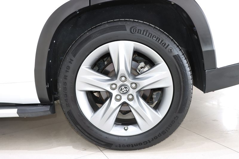 丰田 汉兰达 2018款 2.0T 四驱尊贵版 7座 国VI