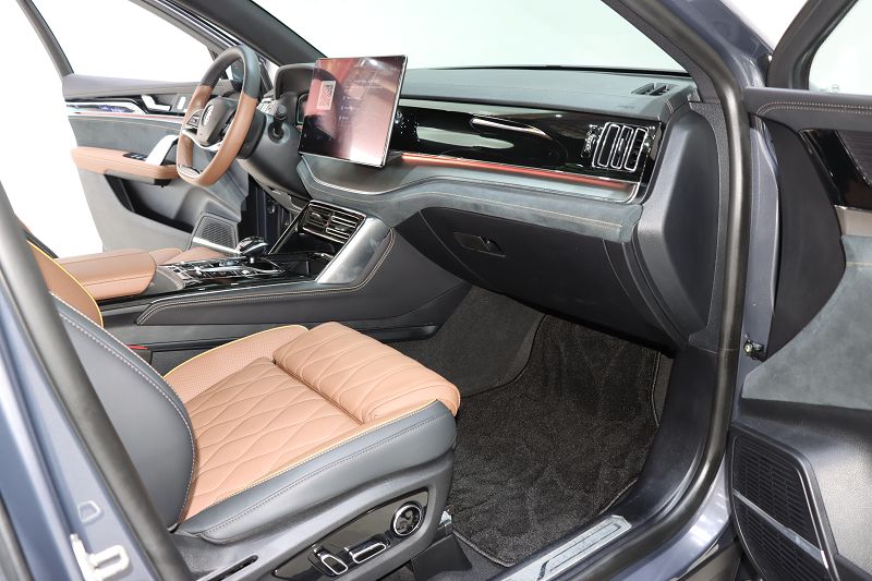 比亚迪 唐新能源 2021款 DM-i 112KM 尊荣型