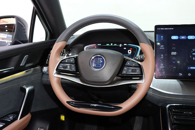 比亚迪 唐新能源 2021款 DM-i 112KM 尊荣型