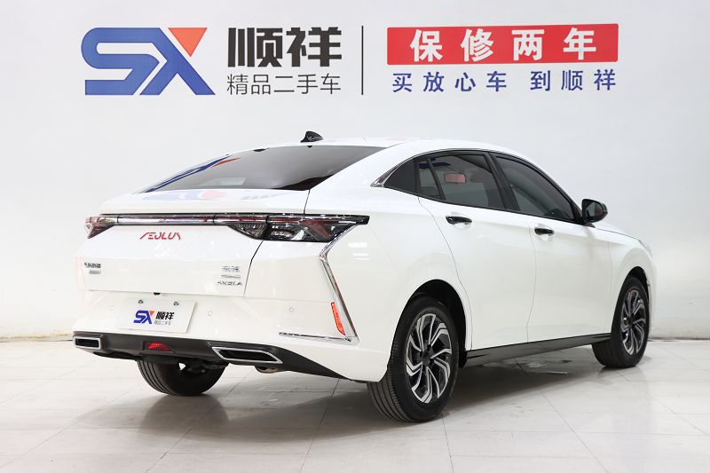 东风风神 奕炫 2021款 230T 自动荣耀版 国VI