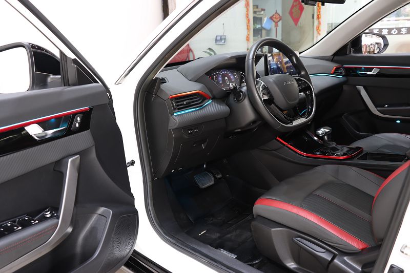 东风风神 奕炫 2021款 230T 自动荣耀版 国VI