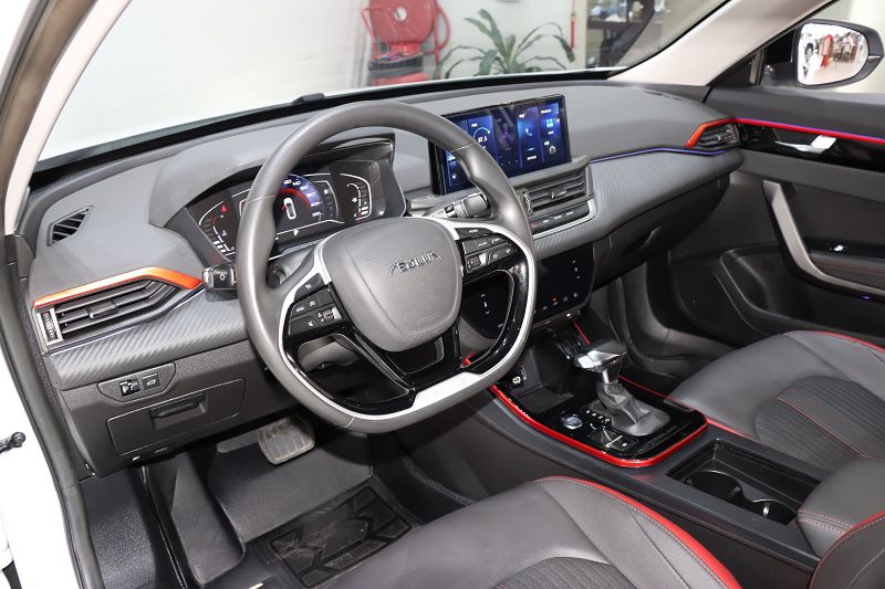 东风风神 奕炫 2021款 230T 自动荣耀版 国VI