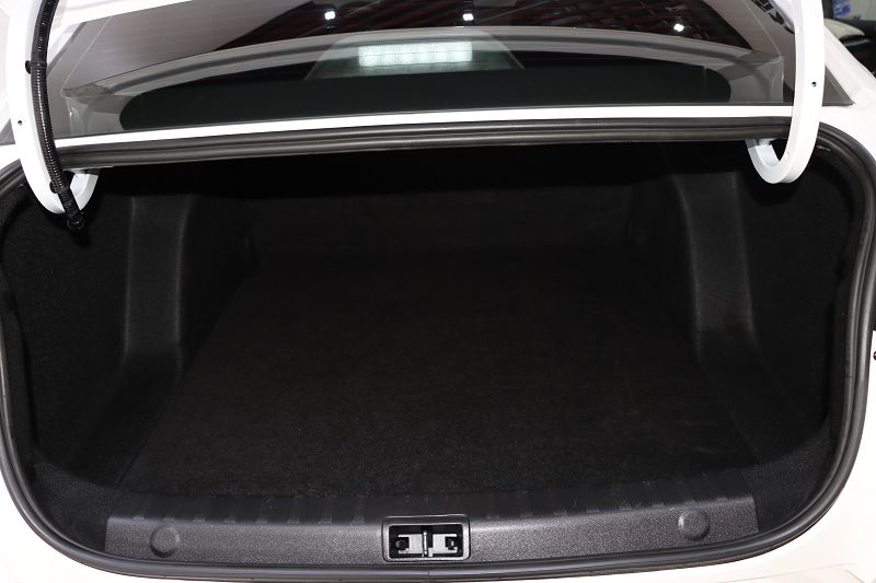 东风风神 奕炫 2021款 230T 自动荣耀版 国VI