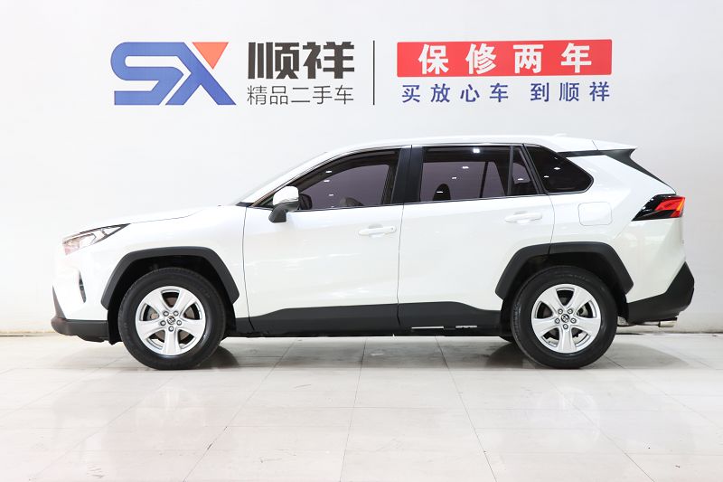 丰田 RAV4荣放 2022款 2.0L CVT两驱都市版
