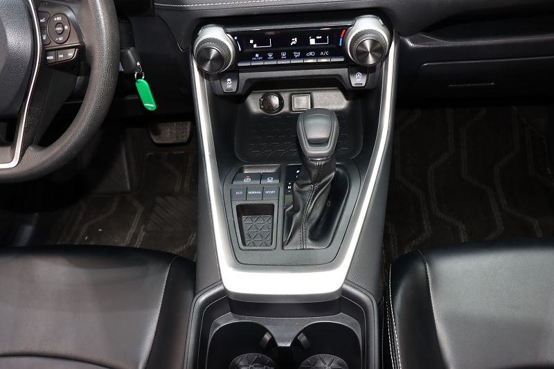 丰田 RAV4荣放 2022款 2.0L CVT两驱都市版