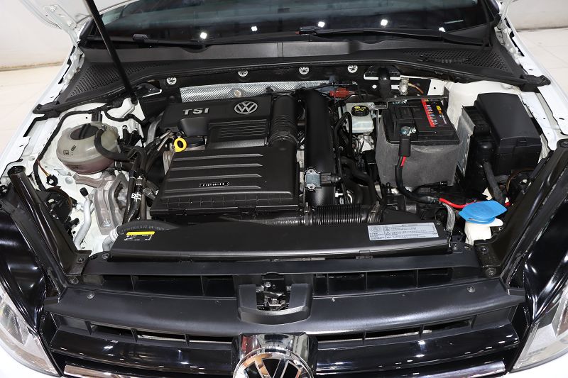 大众 高尔夫 2017款 230TSI 自动豪华百万辆纪念版