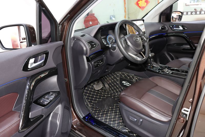 广汽传祺GS4 2019款 270T 自动两驱豪华智联版