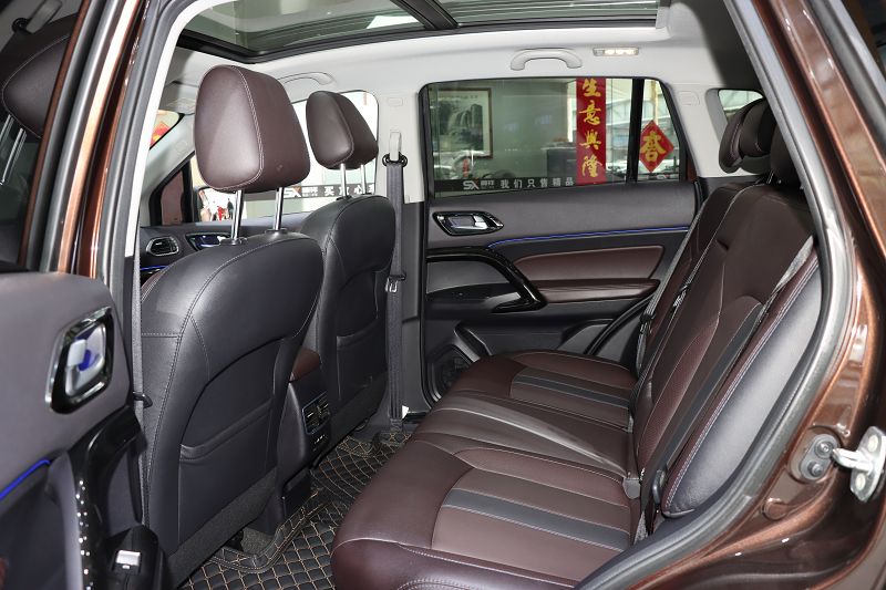 广汽传祺GS4 2019款 270T 自动两驱豪华智联版