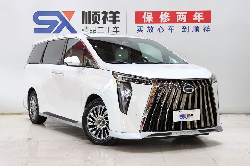 广汽传祺M8 2023款 宗师系列 双擎 旗舰版