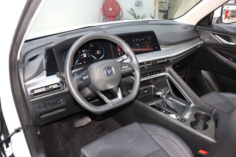 长安CS35 PLUS 2022款 蓝鲸NE 1.4T DCT豪华型