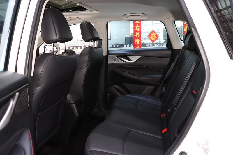 长安CS35 PLUS 2022款 蓝鲸NE 1.4T DCT豪华型