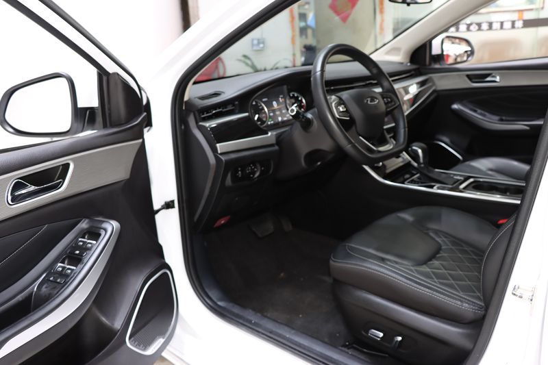 奇瑞 艾瑞泽GX 2021款 冠军版 1.5L CVT尊享版