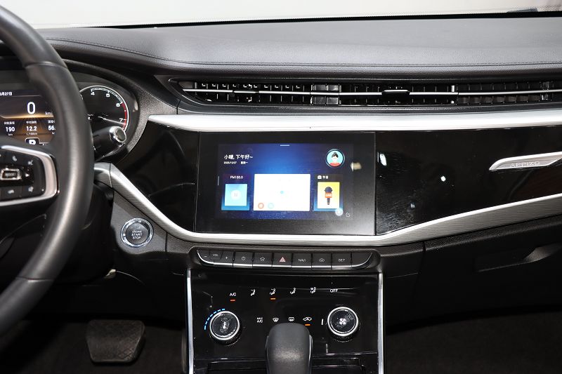 奇瑞 艾瑞泽GX 2021款 冠军版 1.5L CVT尊享版