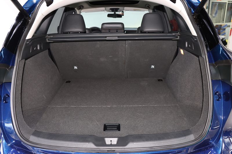 英菲尼迪QX50 2022款 2.0T 四驱菁英版