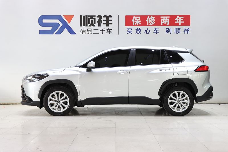 丰田 锋兰达 2023款 2.0L CVT领先版