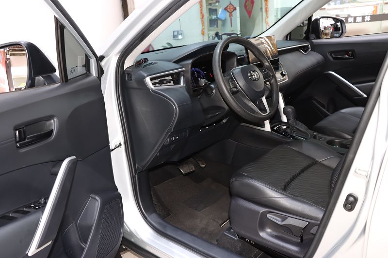 丰田 锋兰达 2023款 2.0L CVT领先版