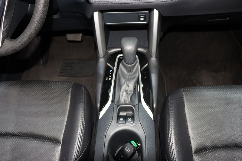 丰田 锋兰达 2023款 2.0L CVT领先版