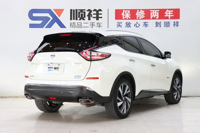 日产 楼兰 2021款 2.5 S/C HEV XE 四驱混动智联尊尚版