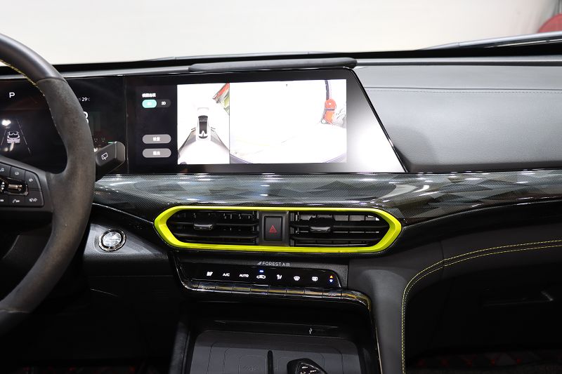 长安UNI-T 2022款 1.5T 运动版 旗舰型