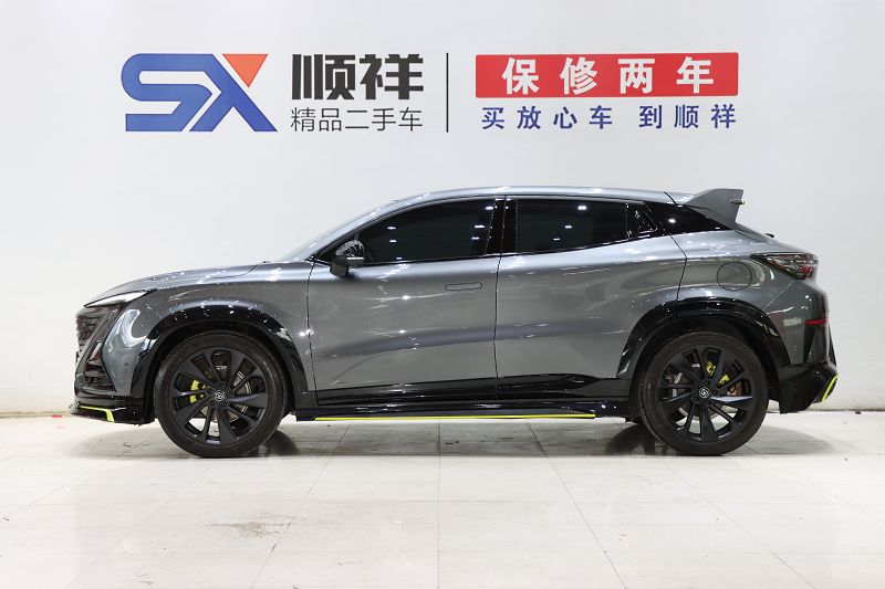 长安UNI-T 2022款 1.5T 运动版 旗舰型