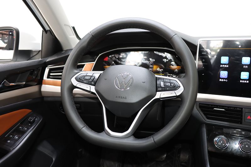 大众 宝来 2023款 200TSI DSG悦行版