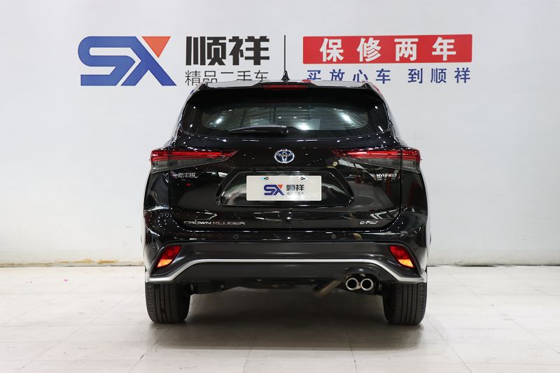 丰田 皇冠陆放 2023款 2.5L HEV四驱豪华版