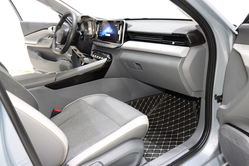 宝骏RC-5 2020款 1.5T CVT智耀豪华型