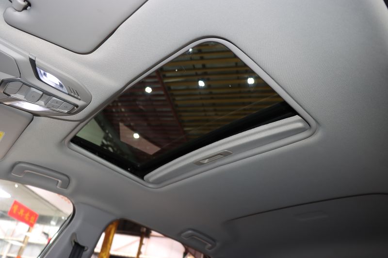 宝骏RC-5 2020款 1.5T CVT智耀豪华型