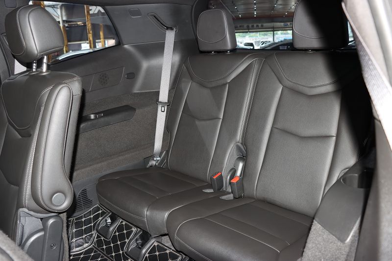 凯迪拉克XT6 2021款 2.0T 六座两驱豪华型