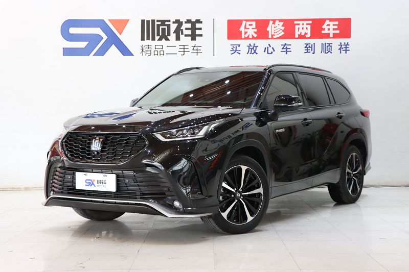 丰田 皇冠陆放 2022款 2.5L HEV四驱尊贵版