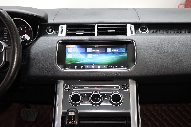 路虎 揽胜运动版 2017款 揽胜运动 3.0 SC V6 SE