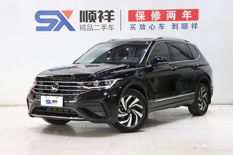 大众 途观L 2024款 出众款 300TSI 自动两驱龙腾版