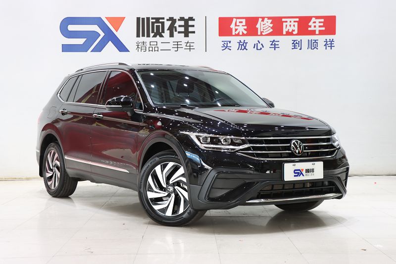 大众 途观L 2024款 出众款 300TSI 自动两驱龙腾版
