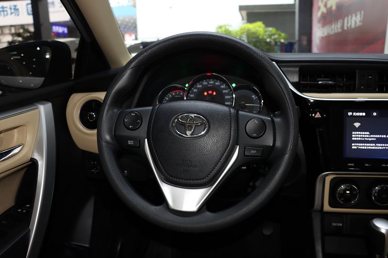 丰田 雷凌 2017款 改款 185T CVT精英版 国V
